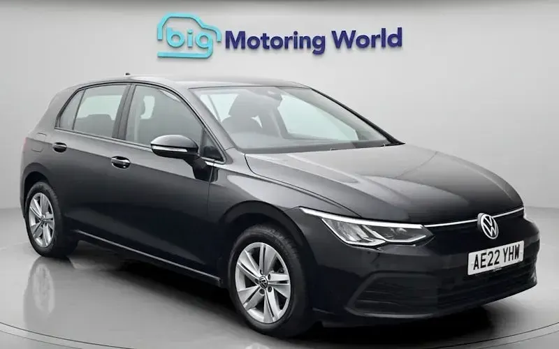 Used VW Golf VIII Life 110 HP (80 kW) 2022 Hatchback
