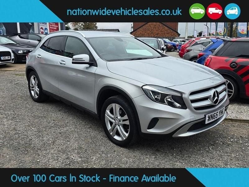 Silver Used 2015 Mercedes GLA200 SUV | £8,195 (Fair price) - Image 1/4