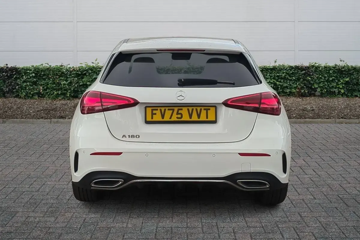 Used Mercedes A180 Executive 136 HP (100 kW) 2026 White Hatchback
