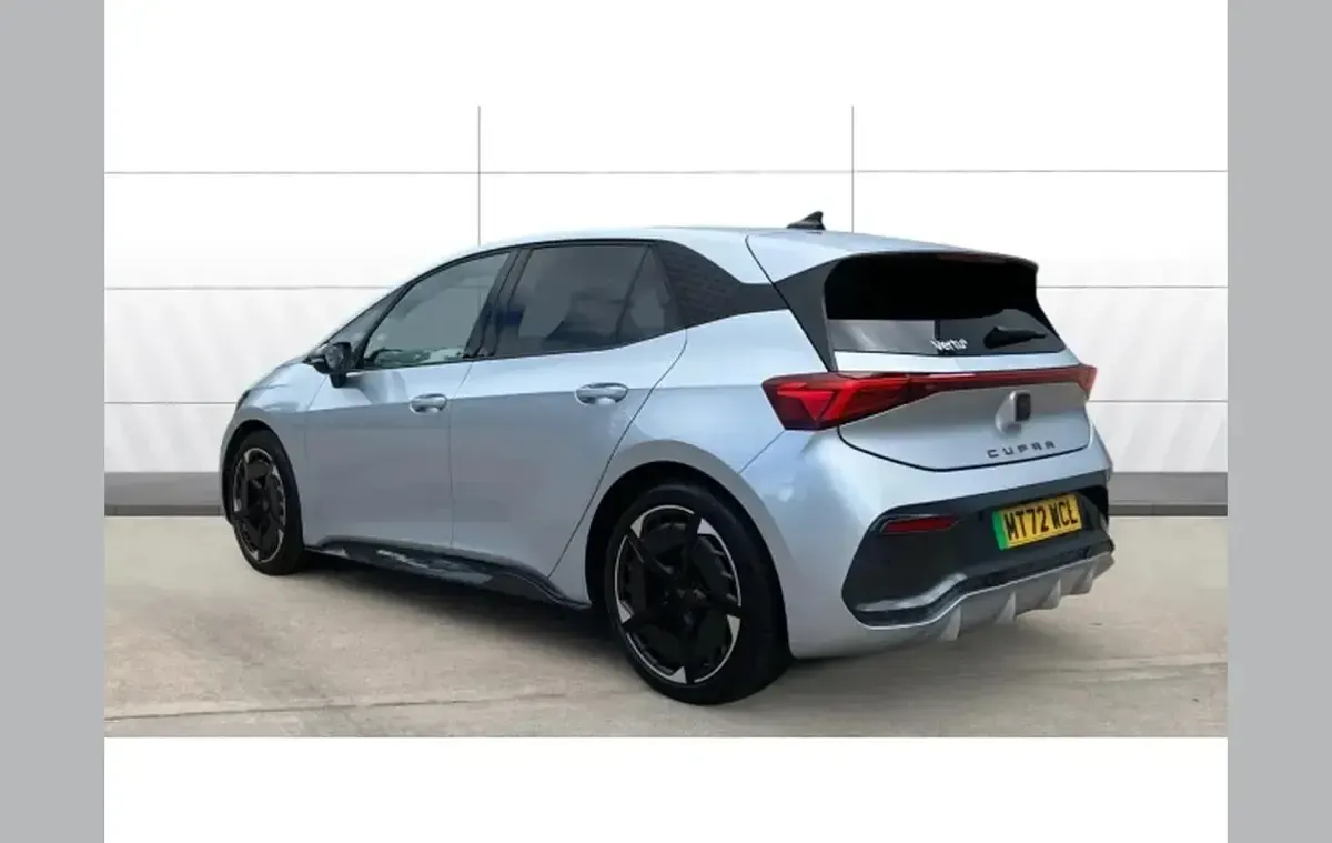 Used Cupra Born e-Boost 169 kW (230 HP) 2022 Silver Hatchback