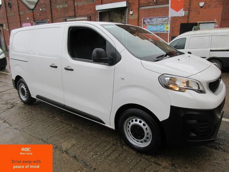 Used Peugeot Expert 2019 White Van