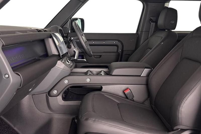 Used Land Rover Defender SE Dynamic 250 HP (183 kW) 2026 Carpathian grey SUV