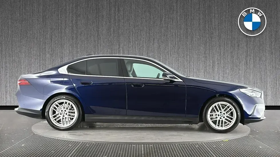 Used BMW i5 Sport Line 246 kW (335 HP) 2026 Blue