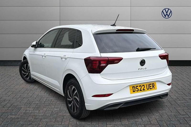 Used VW Polo Life 95 HP (69 kW) 2022 White Hatchback