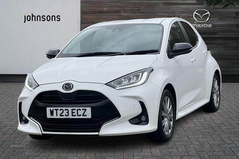 Used Mazda 2 116 HP (85 kW) 2023 White Hatchback