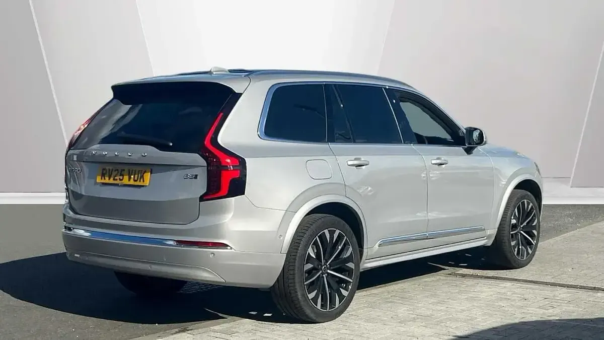Used Volvo XC90 Ultra 455 HP (334 kW) 2025 Silver SUV