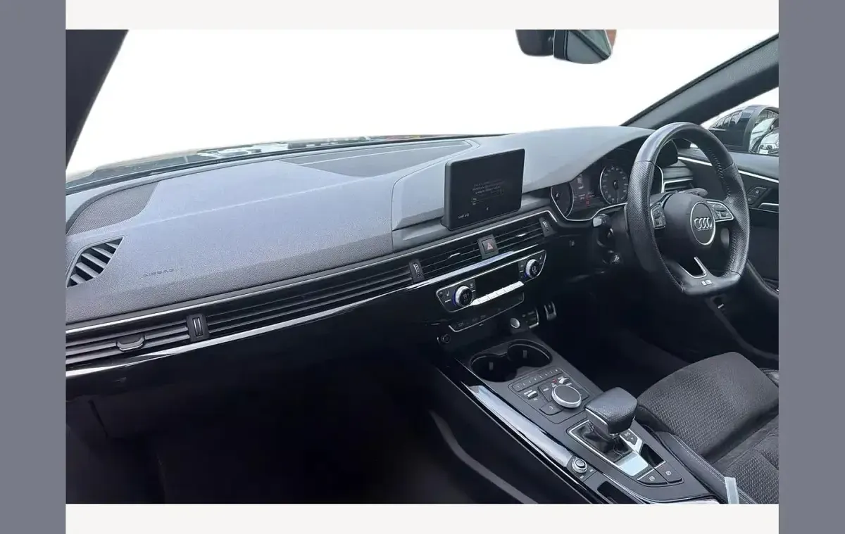 Used Audi A4 Black Edition 190 HP (139 kW) 2018 Manhattan grey Sedan