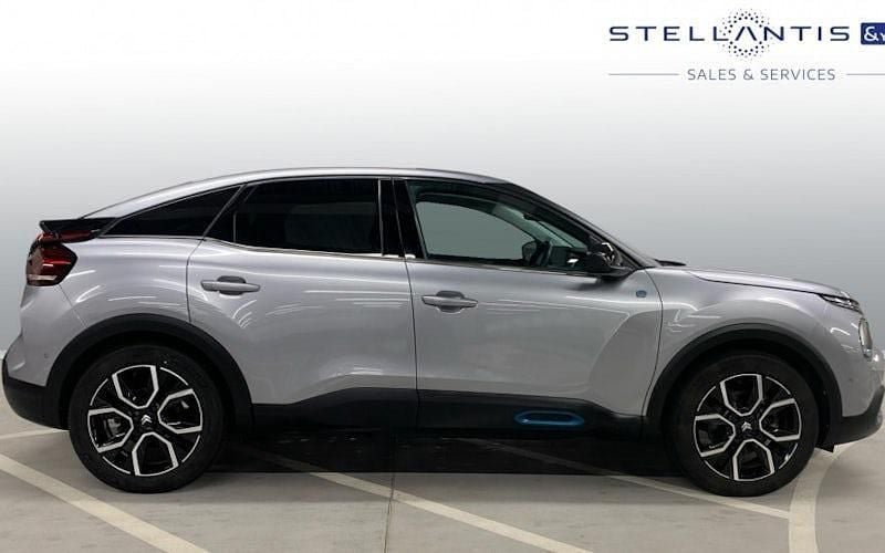 Used Citroën e-C4 Shine 100 kW (136 HP) 2023 Grey Hatchback