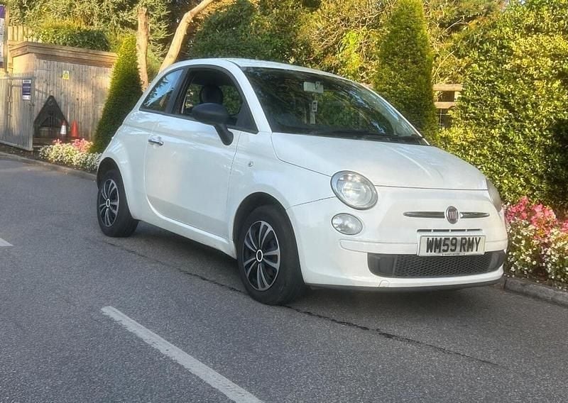 White Used 2010 Fiat 500 Pop Hatchback | £1,995 (Fair price) - Image 1/3