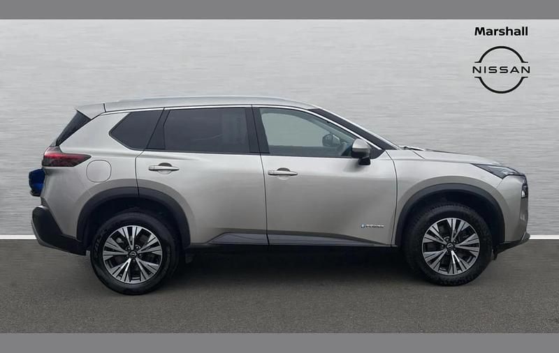 Used Nissan X-Trail N-Connecta 155 HP (114 kW) 2023 Silver SUV