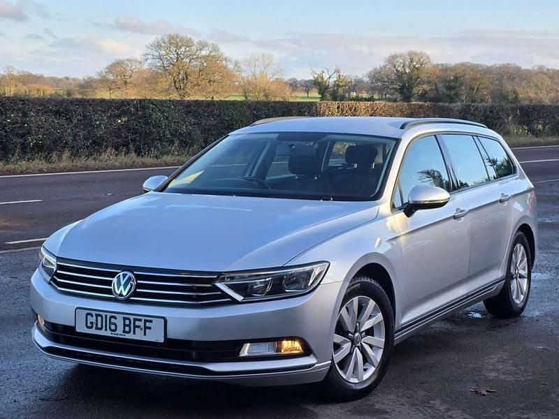 Silver Used 2016 VW Passat S Estate | £7,995 (Good price) - Image 1/4