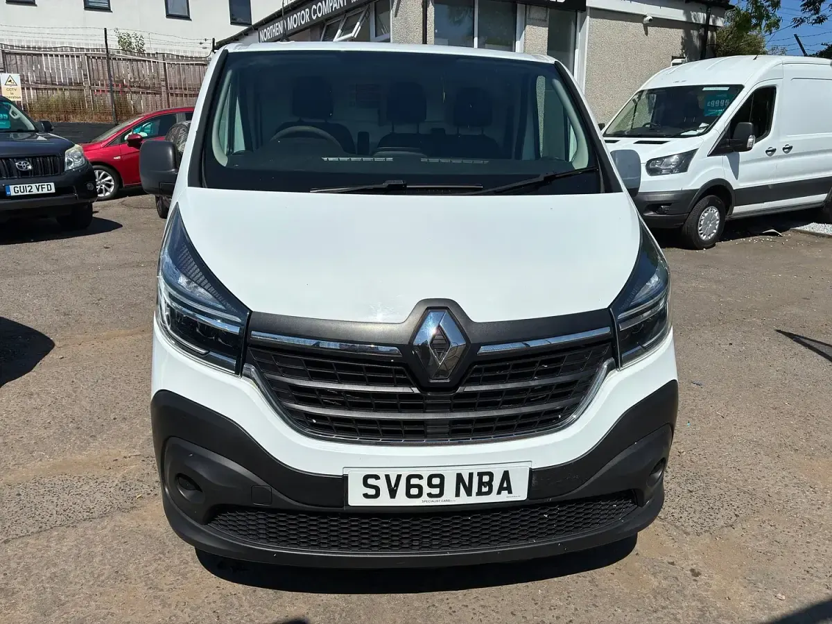 Used Renault Trafic Business 2019 White MPV