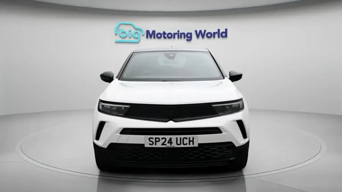 Second-hand Vauxhall Mokka 136 CP (100 kW) 2024 Alb SUV
