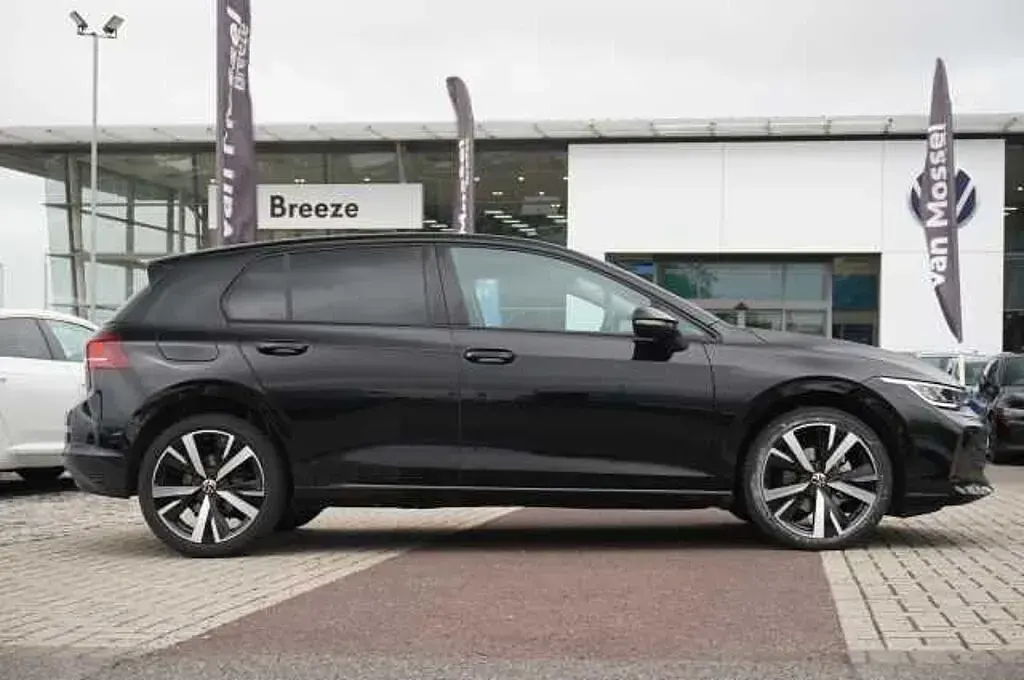 Used VW Golf VIII 115 HP (84 kW) 2025