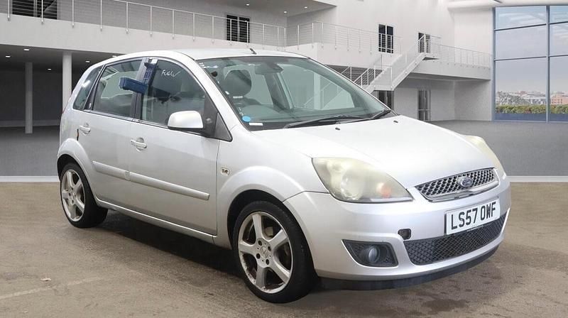 Silver Used 2007 Ford Fiesta Ghia Hatchback | £1,995 (Super price) - Image 1/4