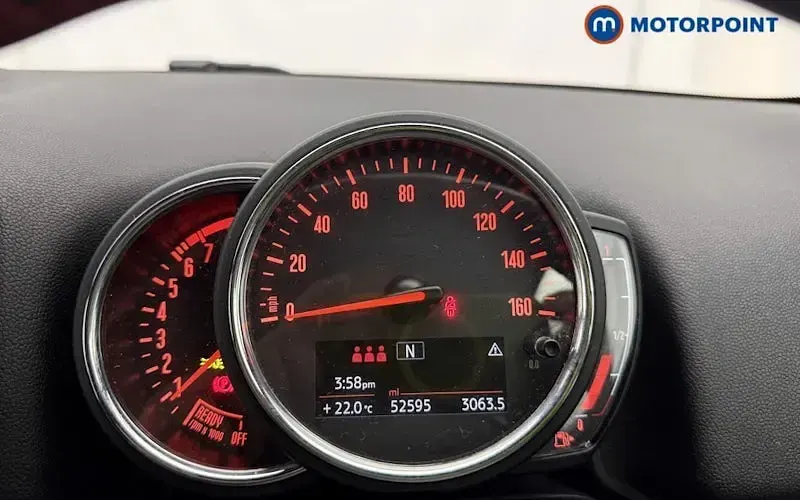 Used Mini Cooper S Countryman Sport 192 HP (141 kW) 2019 White SUV