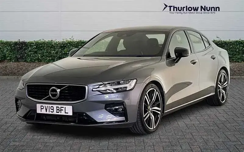 Used Volvo S60 R-Design 250 HP (183 kW) 2019 Grey Sedan