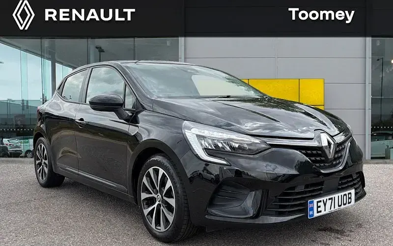 Used Renault Clio Iconic 140 HP (102 kW) 2022 Hatchback