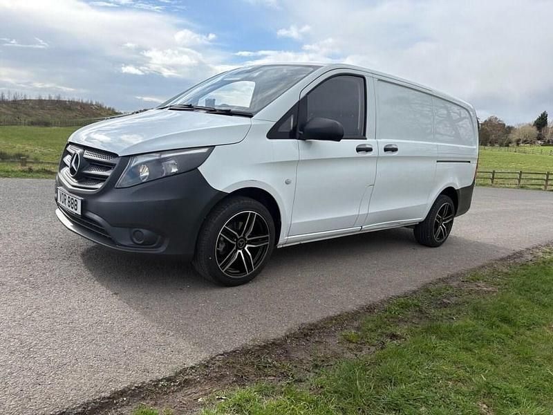 Used Mercedes Vito 114 HP (83 kW) 2018 White Van
