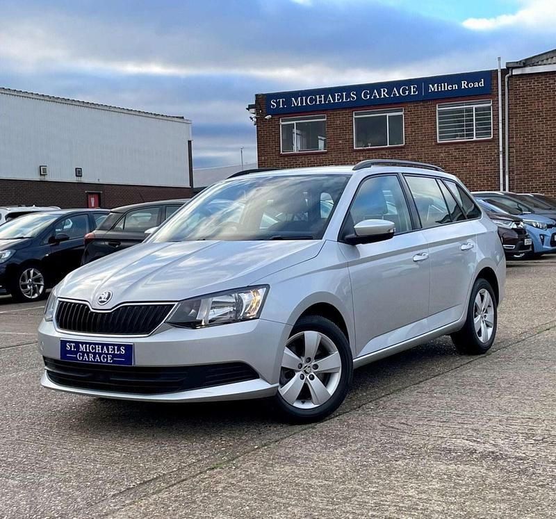 Silver Used 2016 Skoda Fabia SE Estate | £11,995 (Fair price) - Image 1/4