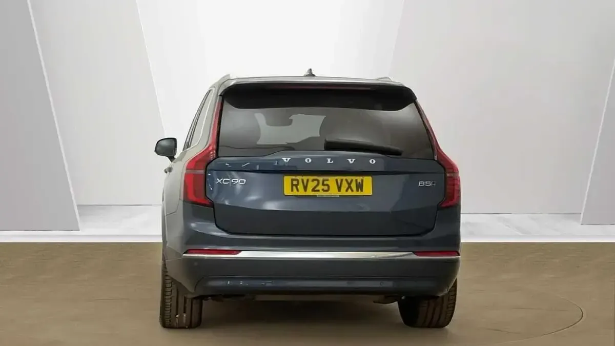 Used Volvo XC90 Ultra 455 HP (334 kW) 2025 Blue SUV