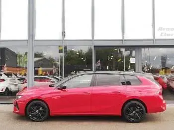 Used Vauxhall Astra GS Line 130 HP (95 kW) 2023 Red Estate