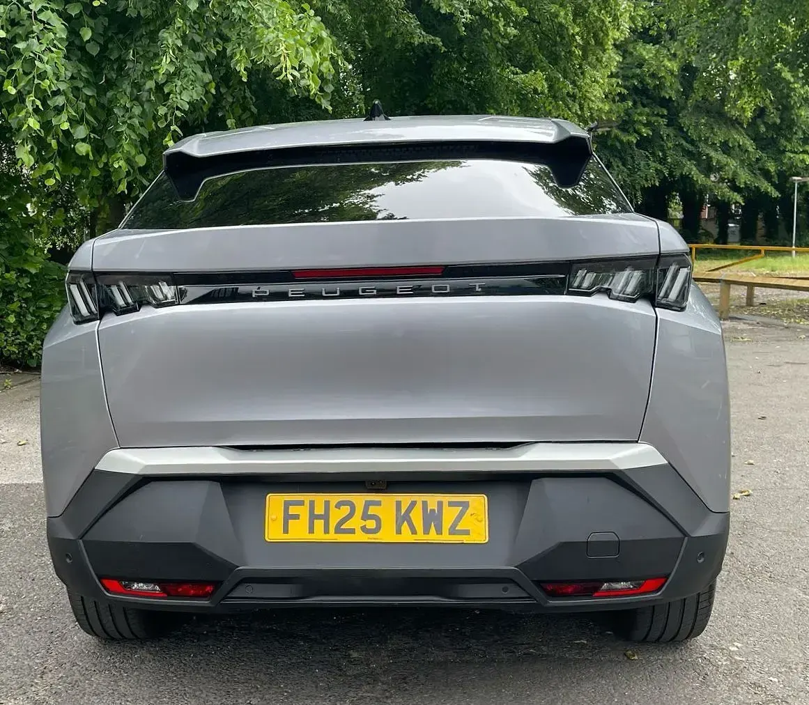Used Peugeot 3008 Allure 136 HP (100 kW) 2025 Grey SUV