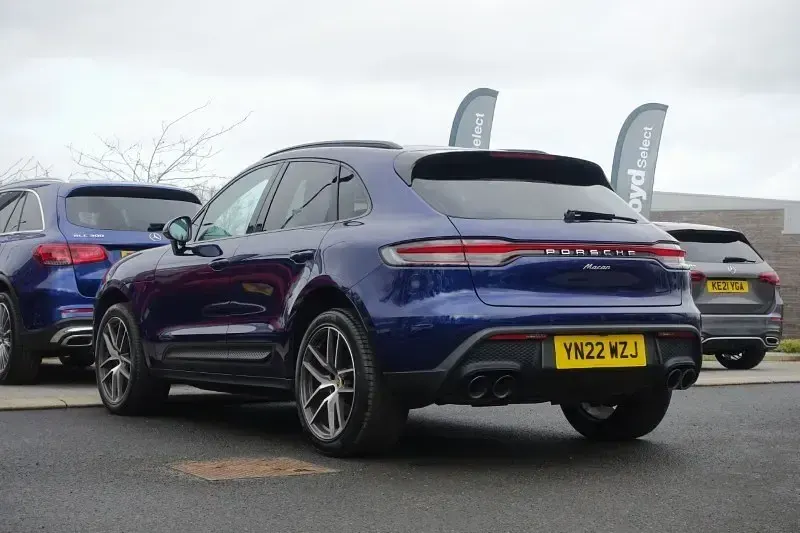 Second-hand Porsche Macan 2022 Albastru SUV