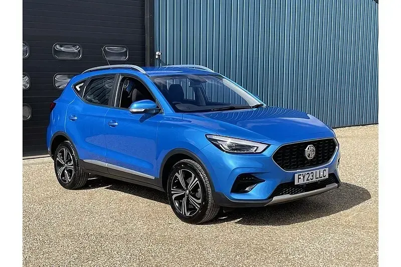 Usado MG ZS Excite 111 CV (81 kW) 2023 Azul SUV