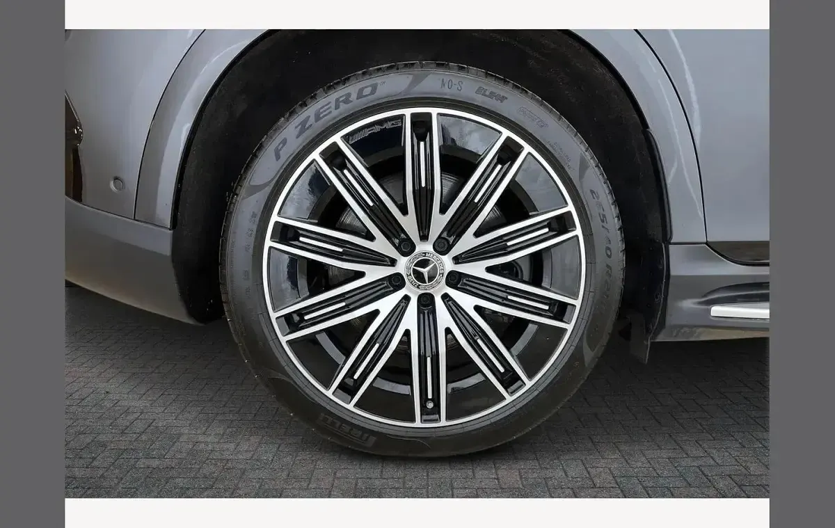 Used Mercedes EQE500 AMG line 300 kW (408 HP) 2025 Black SUV
