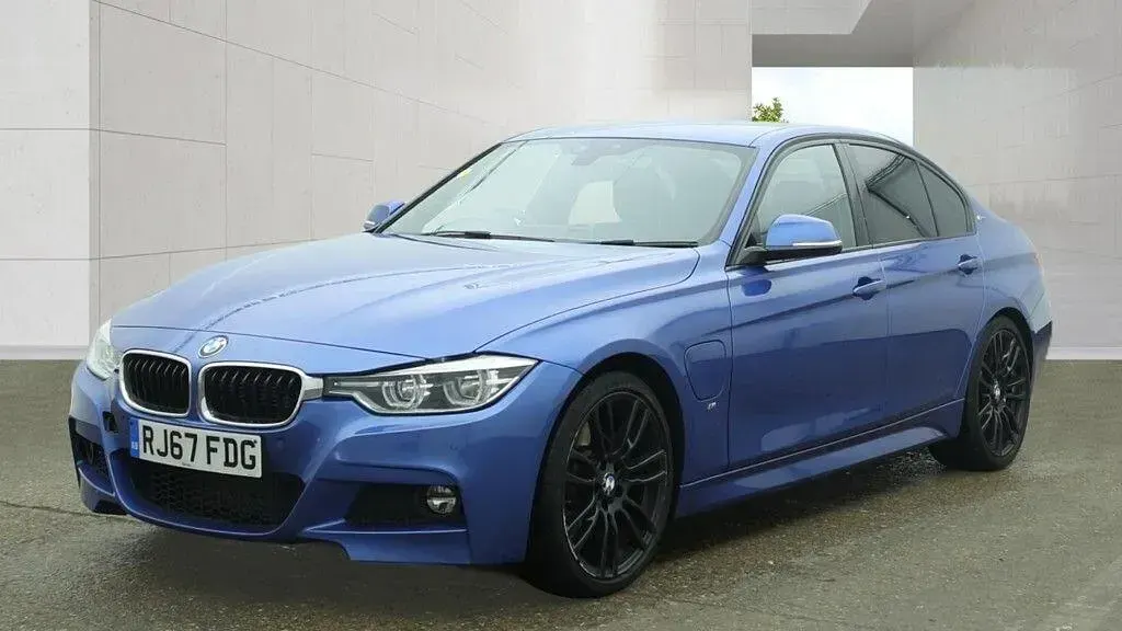 Used BMW 330e M Sport 2017 Blue Sedan