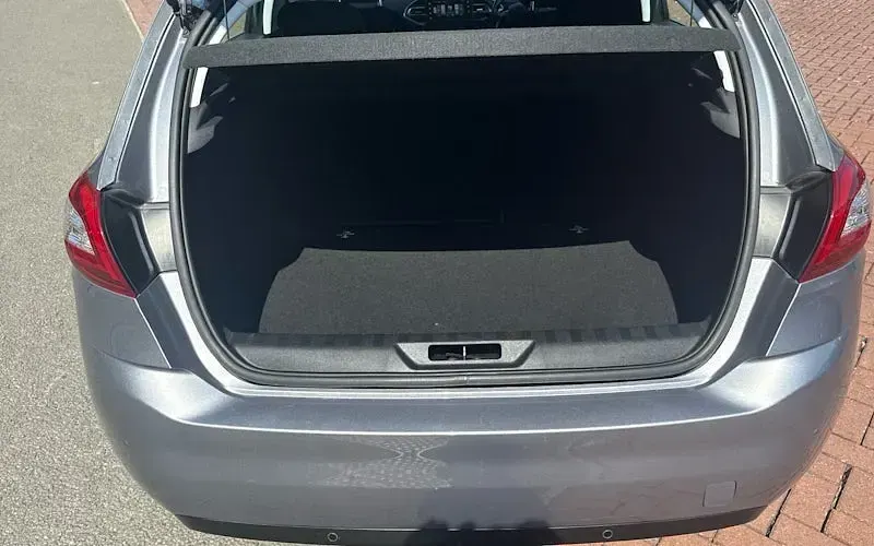 Used Peugeot 308 Active 99 HP (72 kW) 2016 Grey Hatchback
