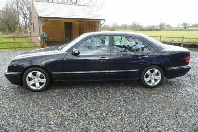 Used Mercedes E320 2000 Sedan