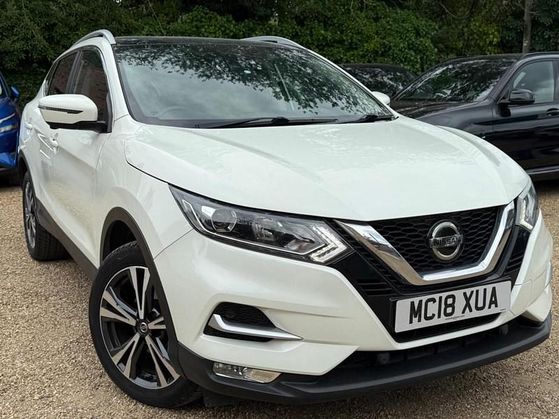 White Used 2018 Nissan Qashqai N-Connecta SUV | £10,690 (Fair price) - Image 1/4