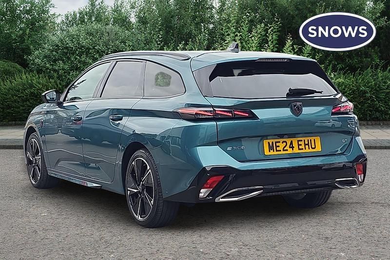 Used Peugeot e-308 GT 114 kW (156 HP) 2024 Avatar blue Hatchback