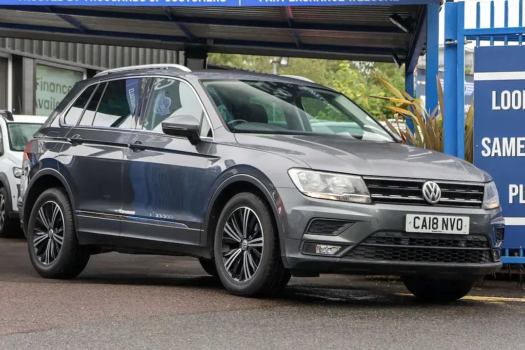 Used VW Tiguan SE 125 HP (91 kW) 2018 Grey SUV