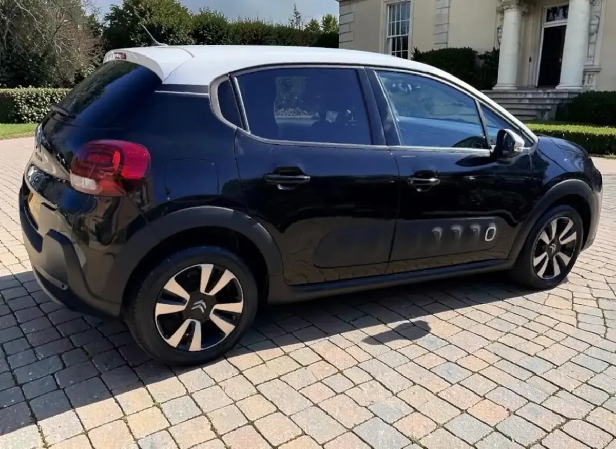 Used Citroën C3 Feel 102 HP (75 kW) 2019 Black Hatchback