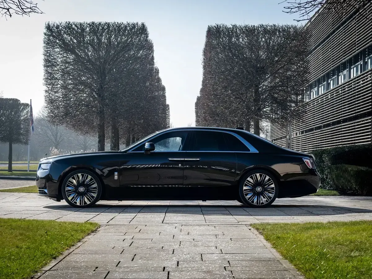 Used Rolls Royce Ghost 2025 Green Sedan