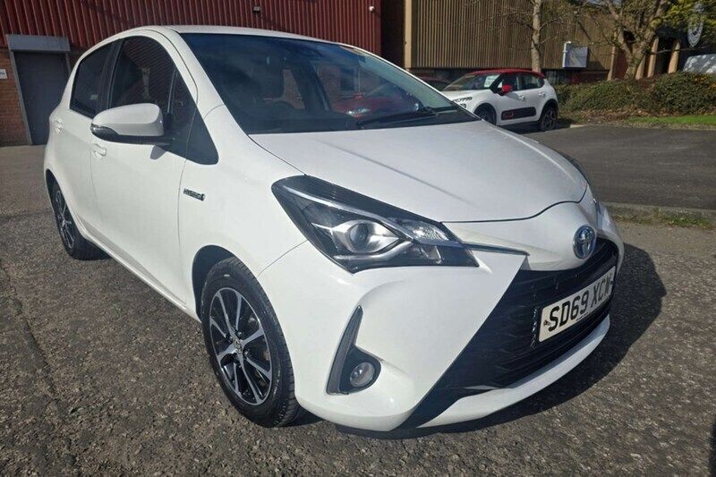 Used 2019 Toyota Yaris Hybrid | £10,995 (Good price) - Image 1/1