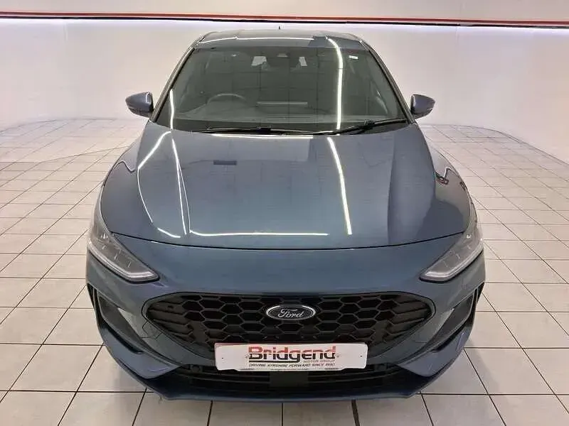 Używany Ford Focus ST-Line 2022 Niebieski Hatchback