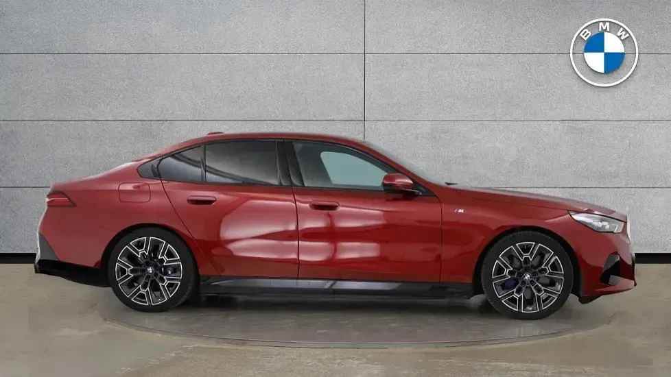 Used BMW i5 M Sport 246 kW (335 HP) 2025 Red