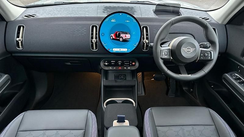 Used Mini Countryman Classic 300 HP (220 kW) 2024 Silver SUV