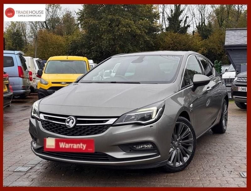 Grey Used 2017 Vauxhall Astra Elite Hatchback | £4,901 (Fair price) - Image 1/4