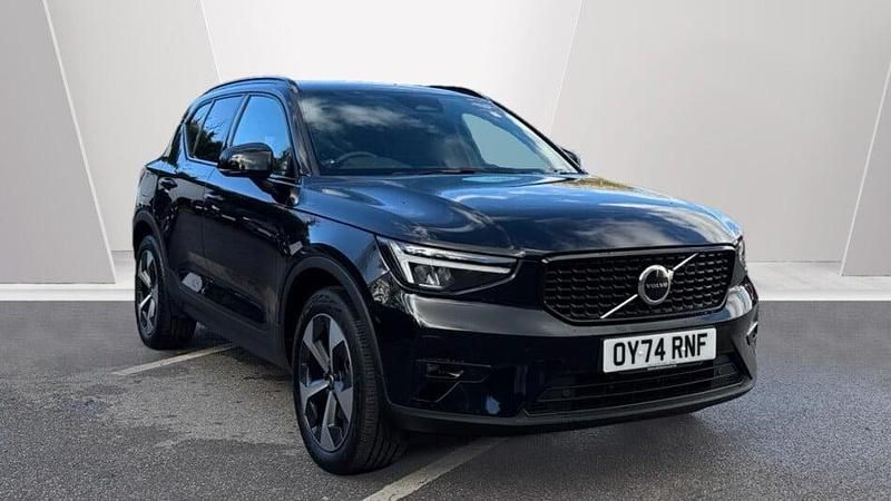 Used 2024 Volvo XC40 Plus SUV | £31,563 (Fair price) - Image 1/3