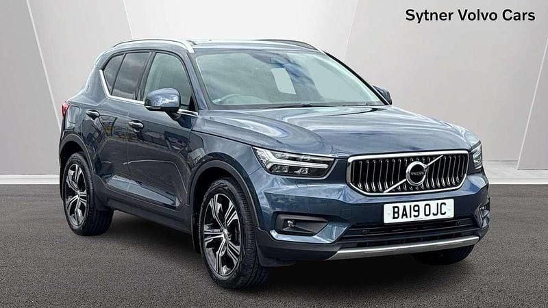 Blue Used 2019 Volvo XC40 Inscription SUV | £25,000 (Fair price) - Image 1/4