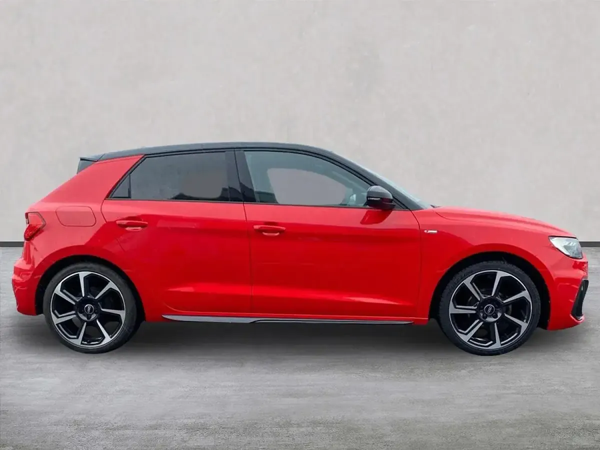 Used Audi A1 Sportback Black Edition 95 HP (69 kW) 2022 Red Hatchback