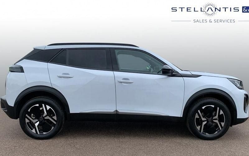 Used Peugeot 2008 Allure 131 HP (96 kW) 2024 White SUV