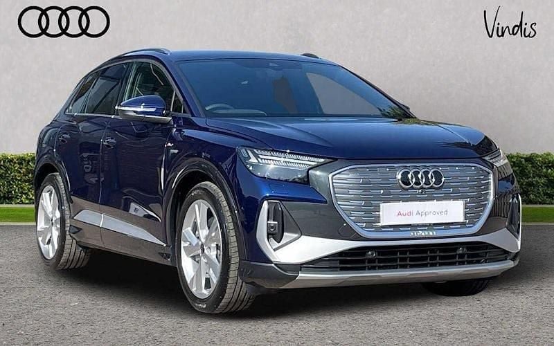 Used 2026 Audi Q4 e-tron S-Line SUV | £39,384 (Good price) - Image 1/4
