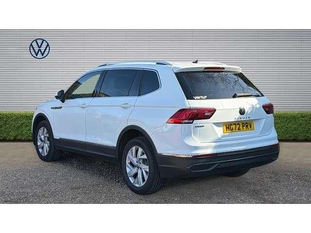 Gebraucht VW Tiguan Life 150 PS (110 kW) 2023 Weiß SUV