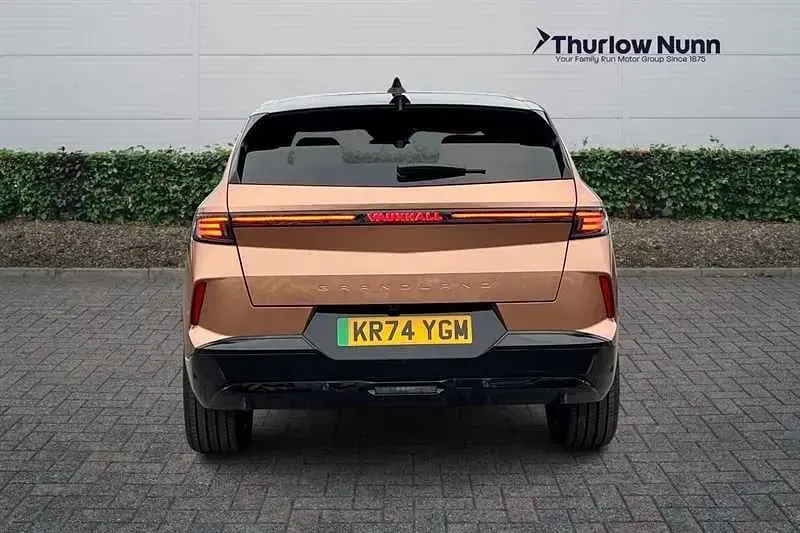 Used Vauxhall Grandland 156 kW (213 HP) 2024 Impact copper SUV
